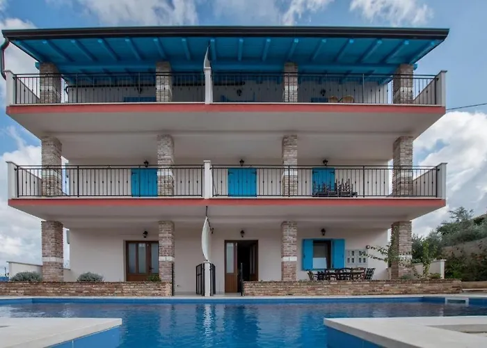 Διαμέρισμα Roko *